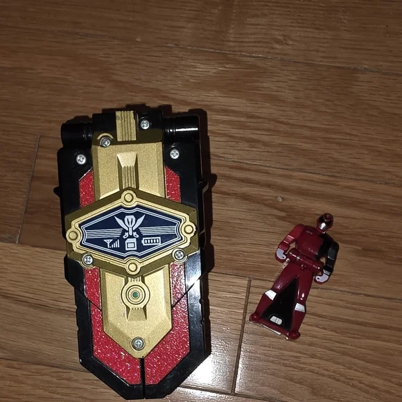 Power Rangers Kaizoku Sentai Gokaiger Legendary Morpher With KEY GUY RED